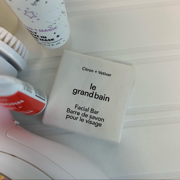 Beauty Body Bundle with Bag - Picture 9 of 10